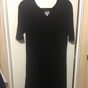 XL Black Nicole